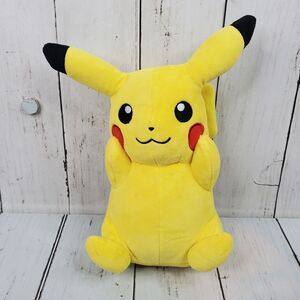 Pokemon Pikachu 9-Inch Plush PA-16514 2023 Yellow
